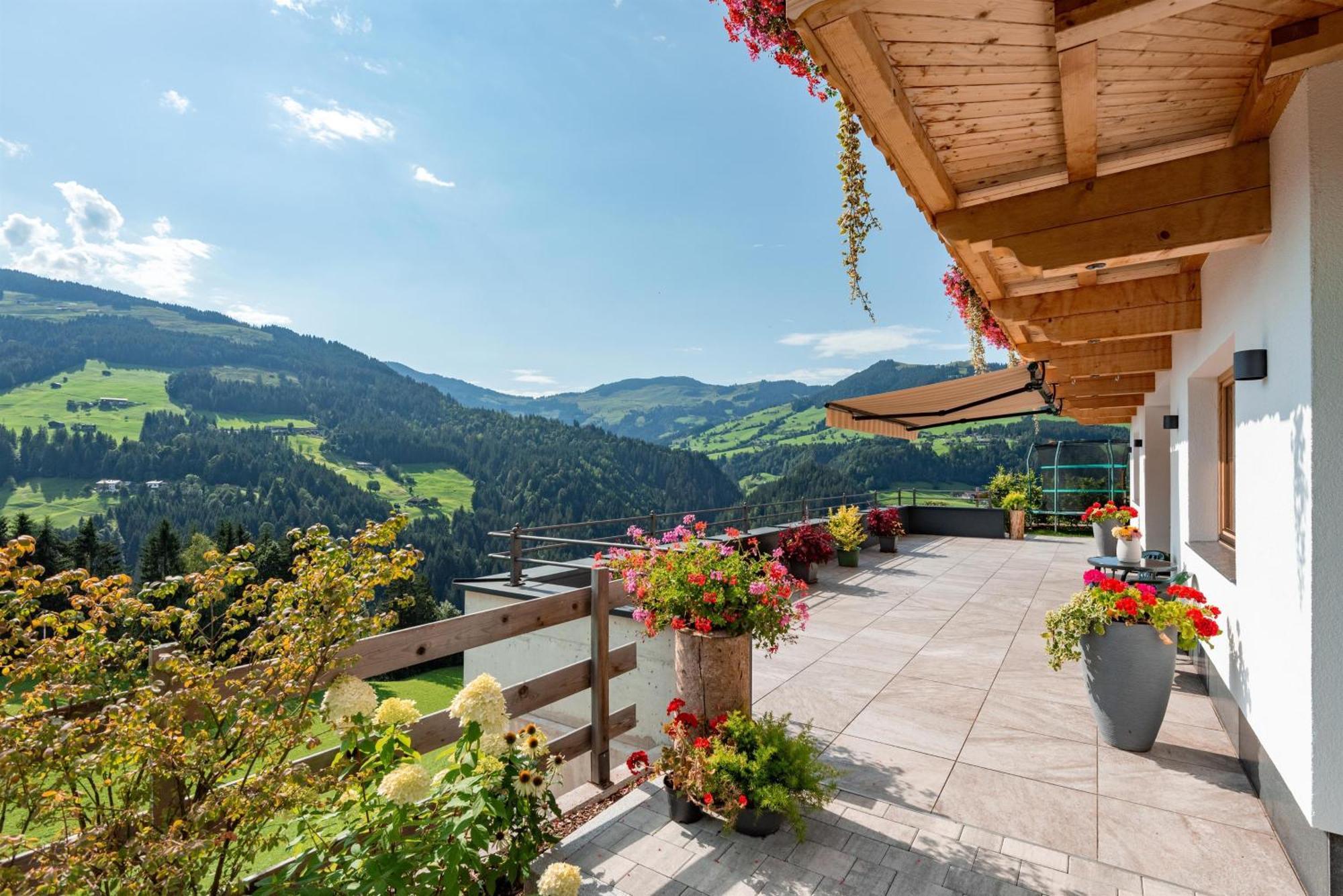 Bergappartement Kink Hopfgarten im Brixental Exterior foto